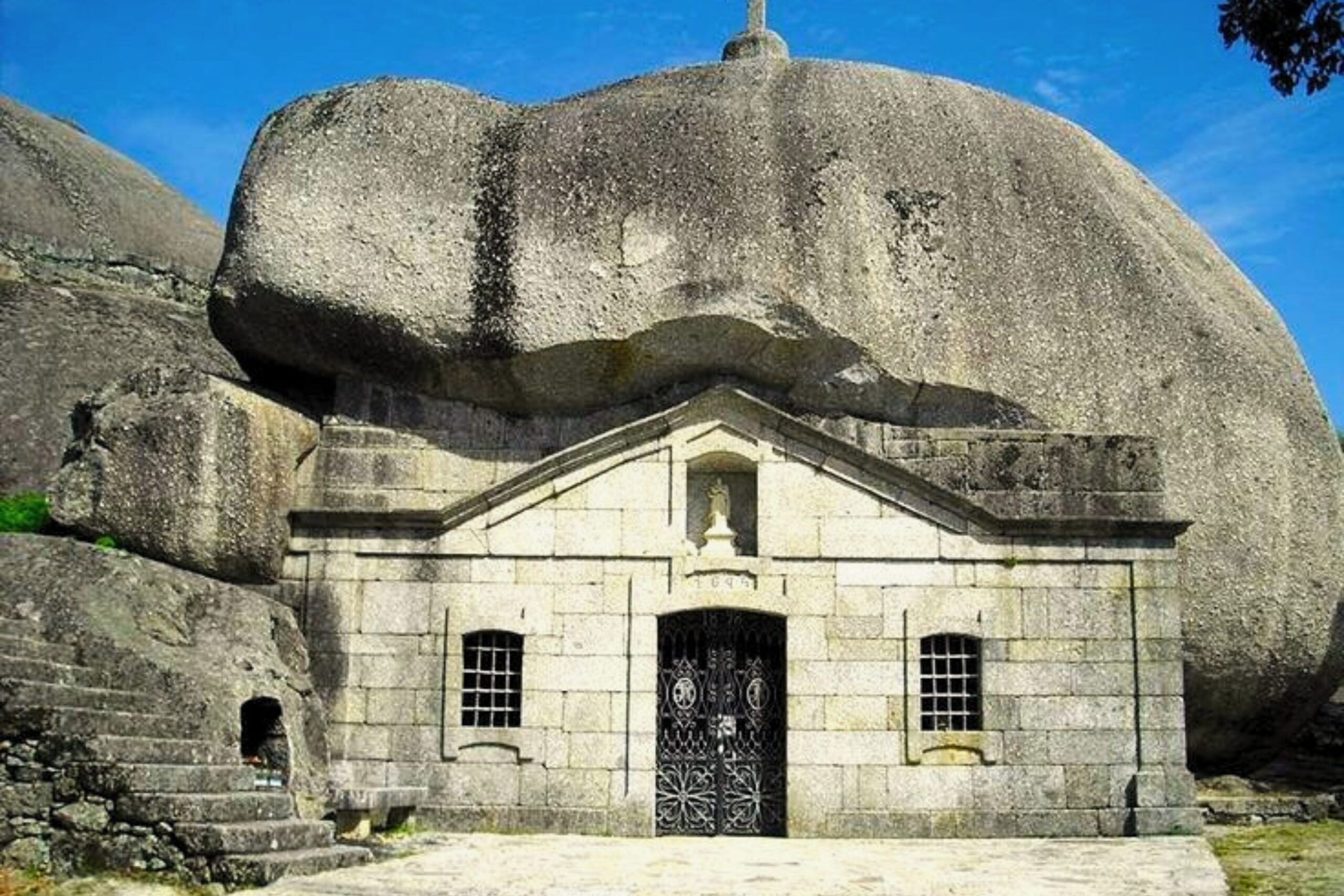 Santuário de Nossa Senhora da Lapa