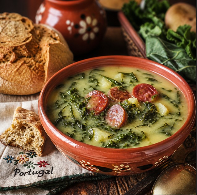 caldo verde à moda antiga